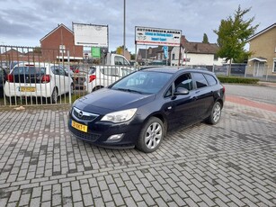 Opel Astra Sports Tourer 1.4 Turbo Business +