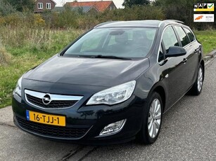 Opel Astra Sports Tourer 1.4 Turbo Cosmo ECC Audio-CD/MP3