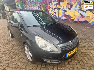 Opel Corsa 1.4-16V Business Sport ijskoude airco sport