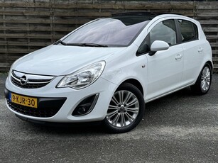 Opel Corsa 1.4-16V Cosmo / Panorama / Navigatie / Cruise /