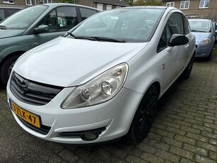 Opel Corsa 1.4-16V Sport