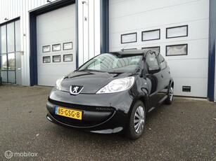 Peugeot 107 1.0-12V 5-Deurs / Airco / Incl. Groot onderhoud!