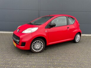 Peugeot 107 1.0-12V XR bouwjaar 2009 met nw apk