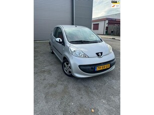 Peugeot 107 1.0-12V XS Urban Move