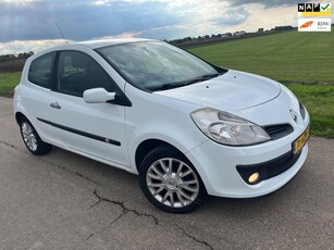 Renault Clio 1.2-16V Collection 2009