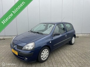 Renault Clio 1.2-16V Dynamique nieuwe APK en distributie