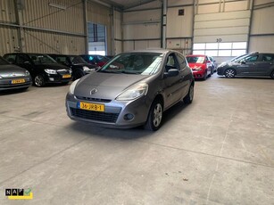 Renault Clio 1.2 Special Line (bj 2009)