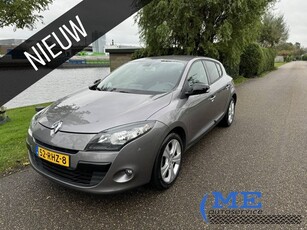 Renault Mégane - 2.0 ParisienneAutomaatnavipdc