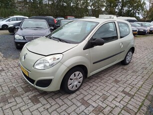 Renault Twingo 1.2-16V Authentique lichte schade (bj 2008)