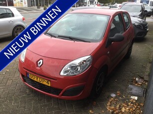 Renault Twingo 1.2 Authentique Bj2009 schade export met werk