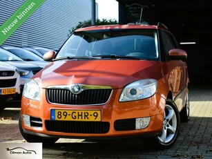 Skoda Fabia Combi 1.6-16V SportAircoCruiseTrekhaak!Nap!