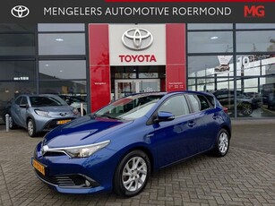 Toyota Auris 1.8 Hybrid Lease