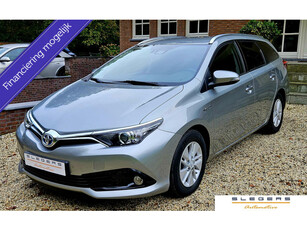 Toyota Auris Touring Sports 1.8 Hybrid Energy Plus Afneembare Trekhaak Lederen bekleding Stoelverwarming