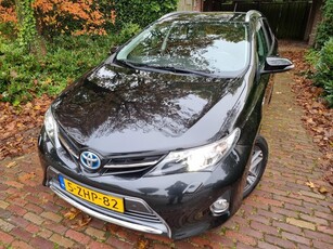 Toyota Auris Touring Sports 1.8 Hybrid Lease +