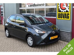 Toyota Aygo 1.0 VVT-i x-fun O.a: Bluetooth, Airco, Radio