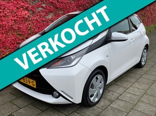 Toyota Aygo 1.0 VVT-i x-playNavigatieCamera