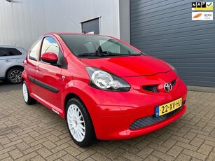 Toyota Aygo 1.0i 12V + AIRCO 5DRS NAP 1EIG 48000KM!