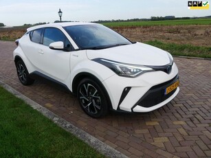 Toyota C-HR 1.8 Hybrid Business Plus JBL NAV ** NETTO 12999