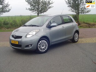 Toyota Yaris 1.3 VVTi Aspiration / Airco / NL auto /