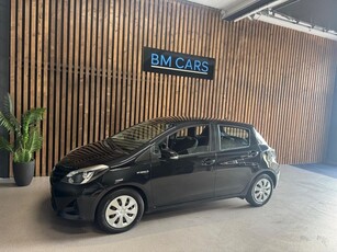 Toyota Yaris 1.5 Full Hybrid Aspiration [bj 2014]