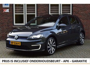 Volkswagen Golf 1.4 TSI GTE Panoramadak Stoelverwarming