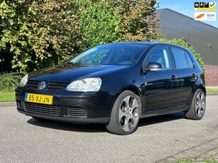 Volkswagen Golf 1.6 FSI Optive 3 1e