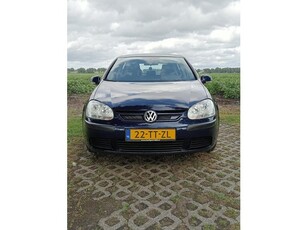 Volkswagen Golf 1.6 FSI Trendline