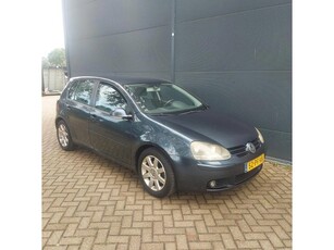 Volkswagen Golf 5 1,6fsi /5D/airco/cruise/Elekramen/elek