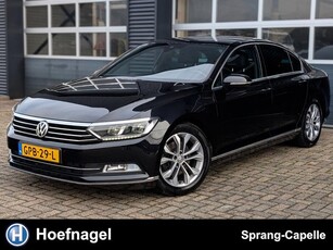 Volkswagen Passat 1.5 TSI Highline Trekhaak ACC Camera