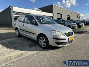 Volkswagen Polo 1.4-16V Comfortline