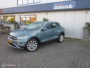 Volkswagen T-Roc 1.5 TSI Life Business