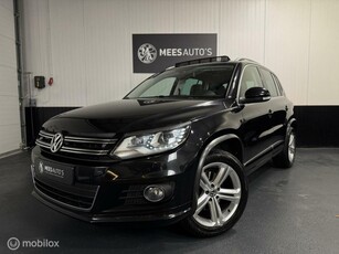 Volkswagen Tiguan 2.0 TSI 4motion R-linePanoLeerTrekhaak