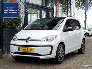 Volkswagen Up! 1.0 Airco Telefoon Licht metalen velgen