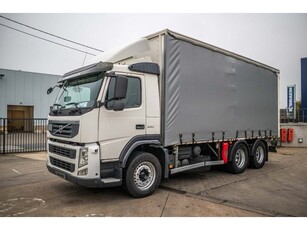 Volvo FM 330-6x2-E5+10 pneus/tires (bj 2013, automaat)