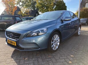 Volvo V40 1.6 D2 Summum Apk 26/10/25,Dealer