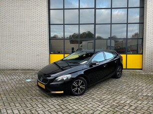 Volvo V40 1.6 D2 Summum, Navi, winter en zomerbanden