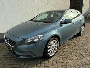 Volvo V40 1.6 T3 Momentum - Navigatie - Trekhaak