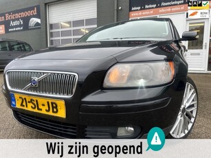 Volvo V50 1.8 Momentum met trekhaak en bluetooth telefoon