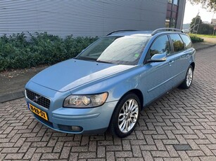 Volvo V50 2.4 Momentum airco trekhaak nieuwe apk