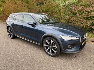 Volvo V60 Cross Country 2.0 D4 AWD Intro Edition aut