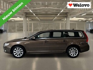 Volvo V70 2.0 T5 Nordic+ Leder interieur, verwarmbare