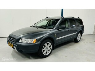 Volvo XC70 2.5 T Summum NL-AUTO / YOUNGTIMER