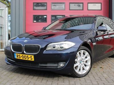 BMW 5-SERIE Touring 530xd High Executive