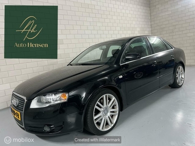 Audi A4 Limousine 3.2 FSI quattro Pro Line NAP