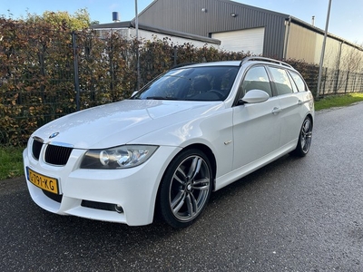 BMW 3 Serie Touring 318i High Executive / M-PAKKET / AIRCO