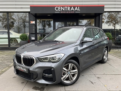 BMW X1 XDrive25e High Exe M-Sport 220PKPanoNaviPdc