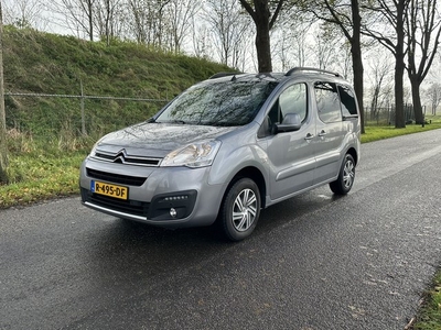 Citroën Berlingo E-Feel 23 kWh Carplay Camera PDC