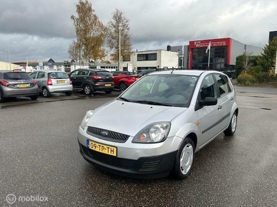 Ford Fiesta 1.3-8V Style