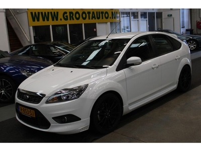 Ford Focus 2.0 Titanium Airco, Stuurbekrachtiging