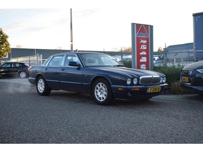 Jaguar XJ 3.2 V8 Executive Automaat Youngtimer Alarm